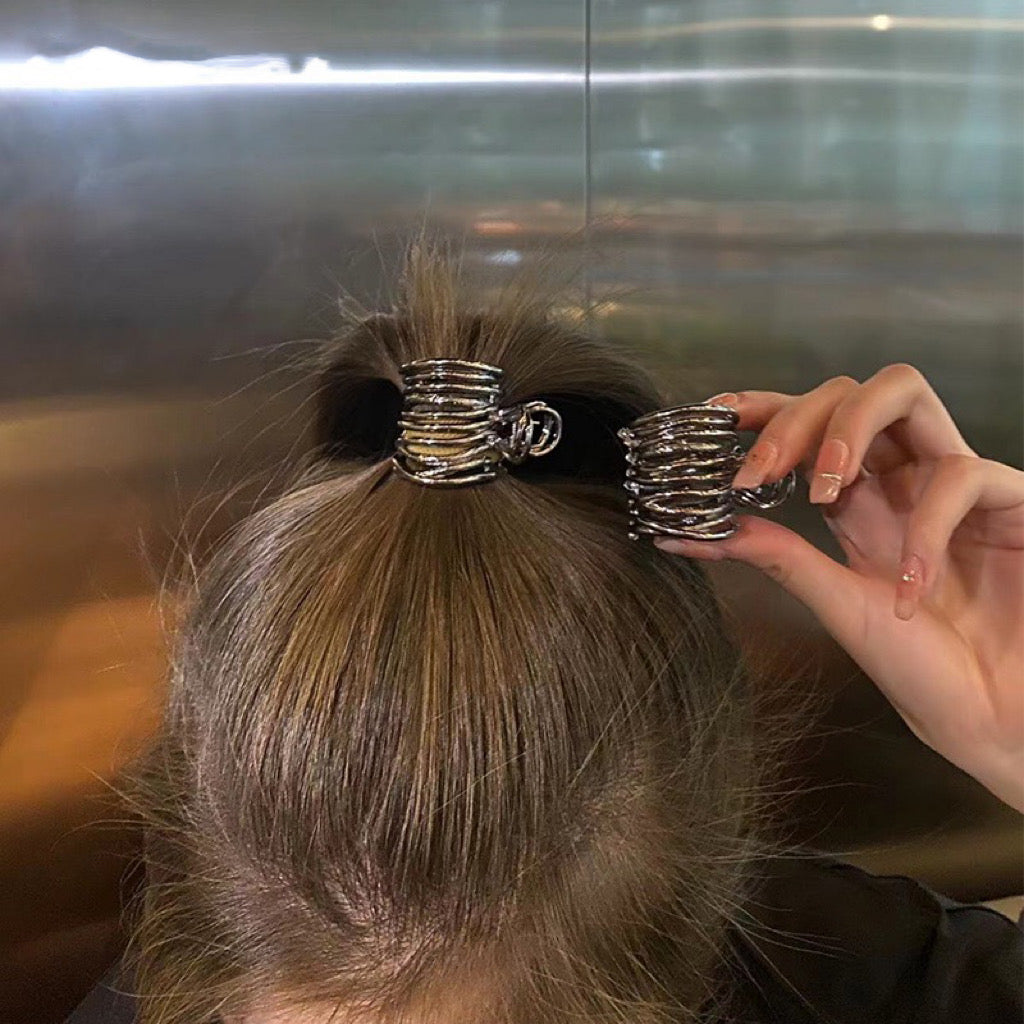 Temperament simple high ponytail grab clip