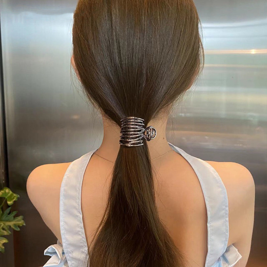 Temperament simple high ponytail grab clip