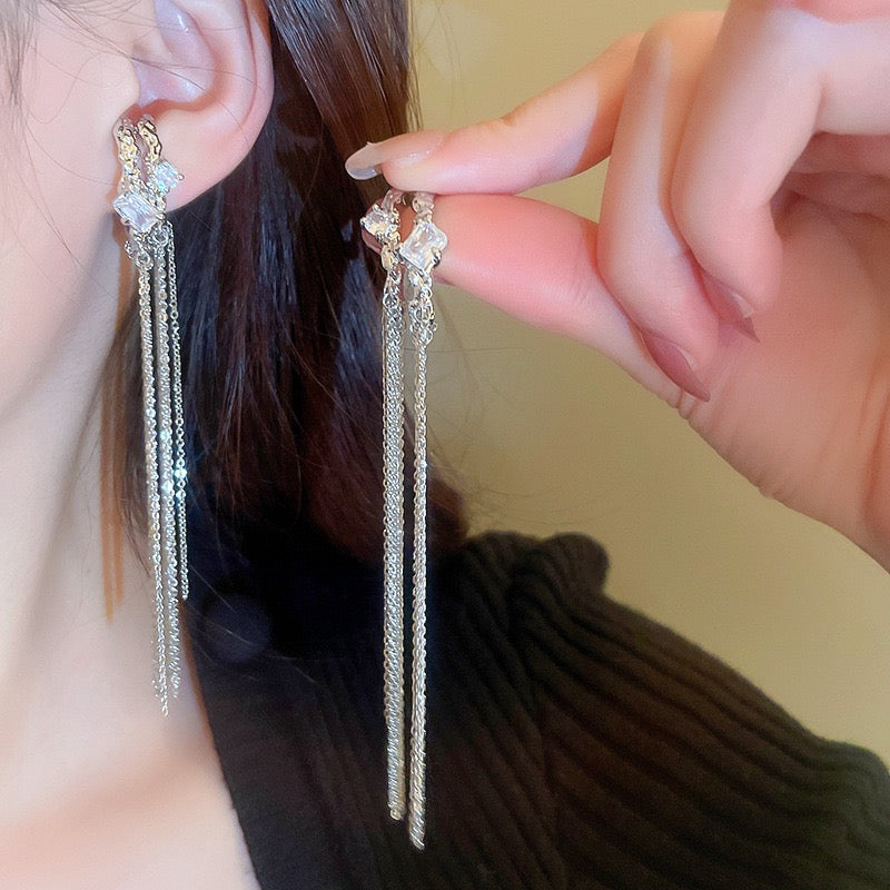 Double Tassel Ear Bone Clip