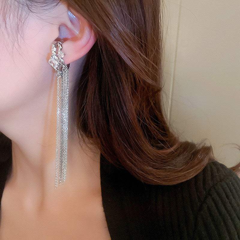 Double Tassel Ear Bone Clip