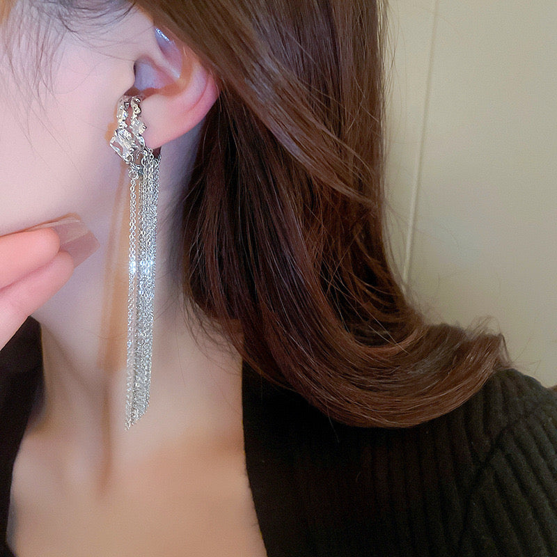 Double Tassel Ear Bone Clip